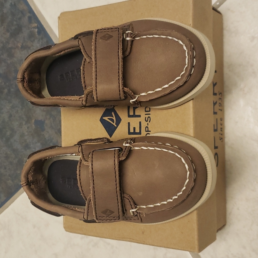 Sperry boys shoes